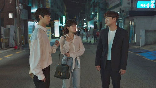 Episode 11: There's Something I Need to Figure Out... My Heart That Likes the Writer